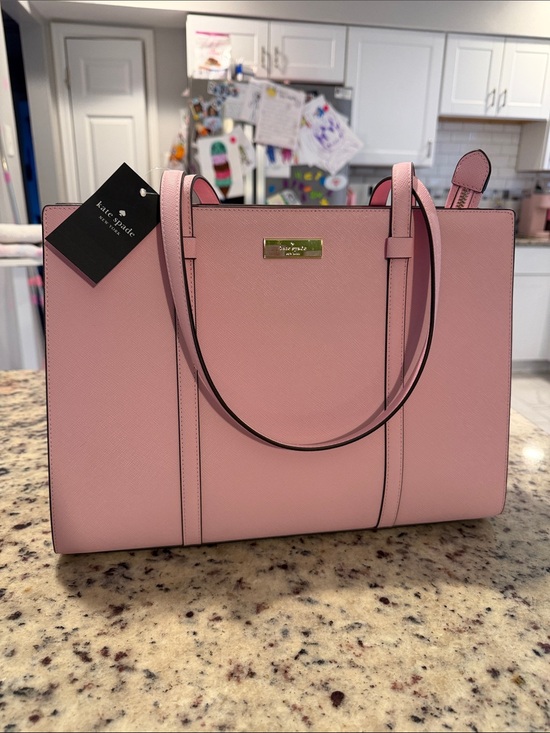 kate spade Handbags - KATE SPADE LARGE TOTE SAFFIANO